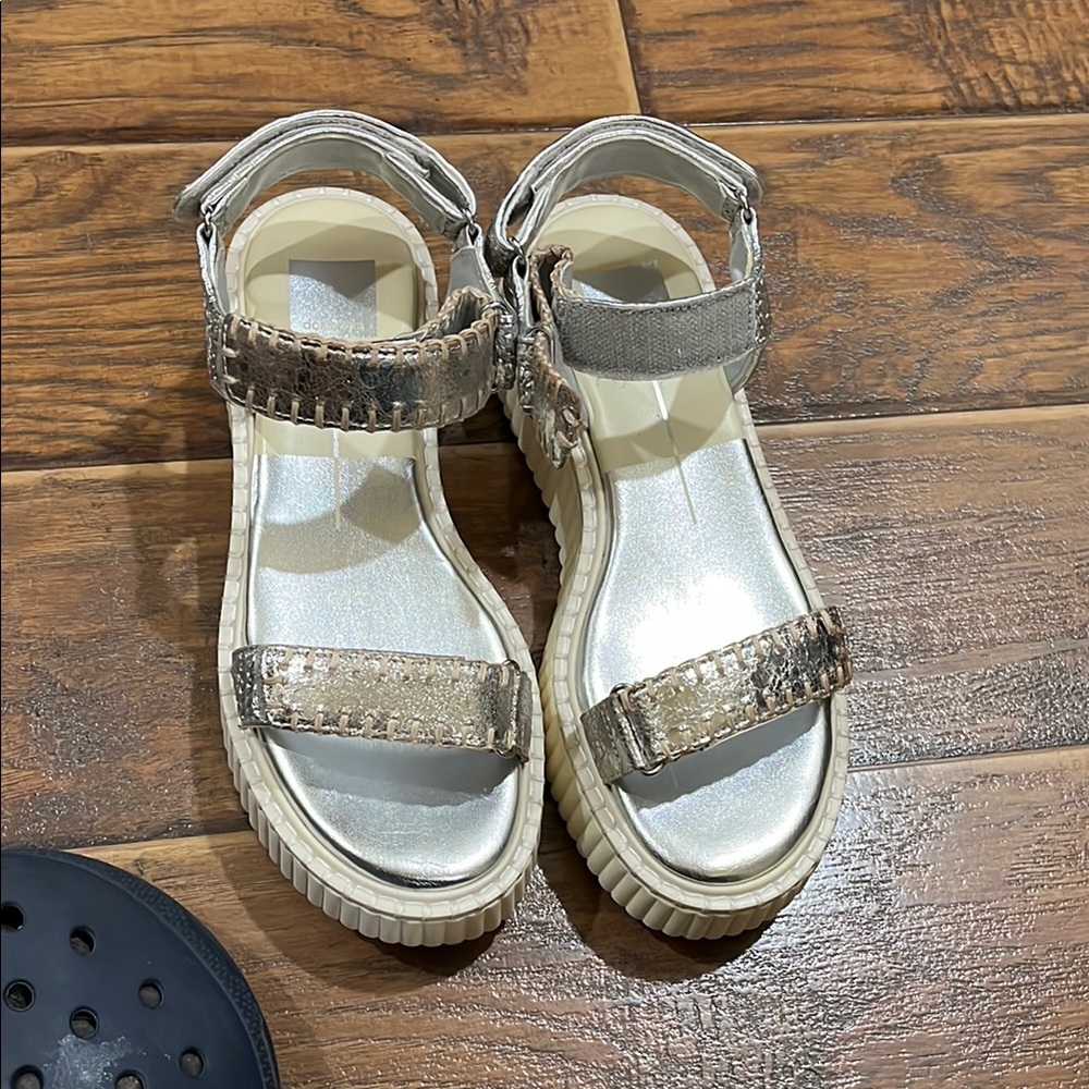 Stylish Kids Sandals in Silver and Gold